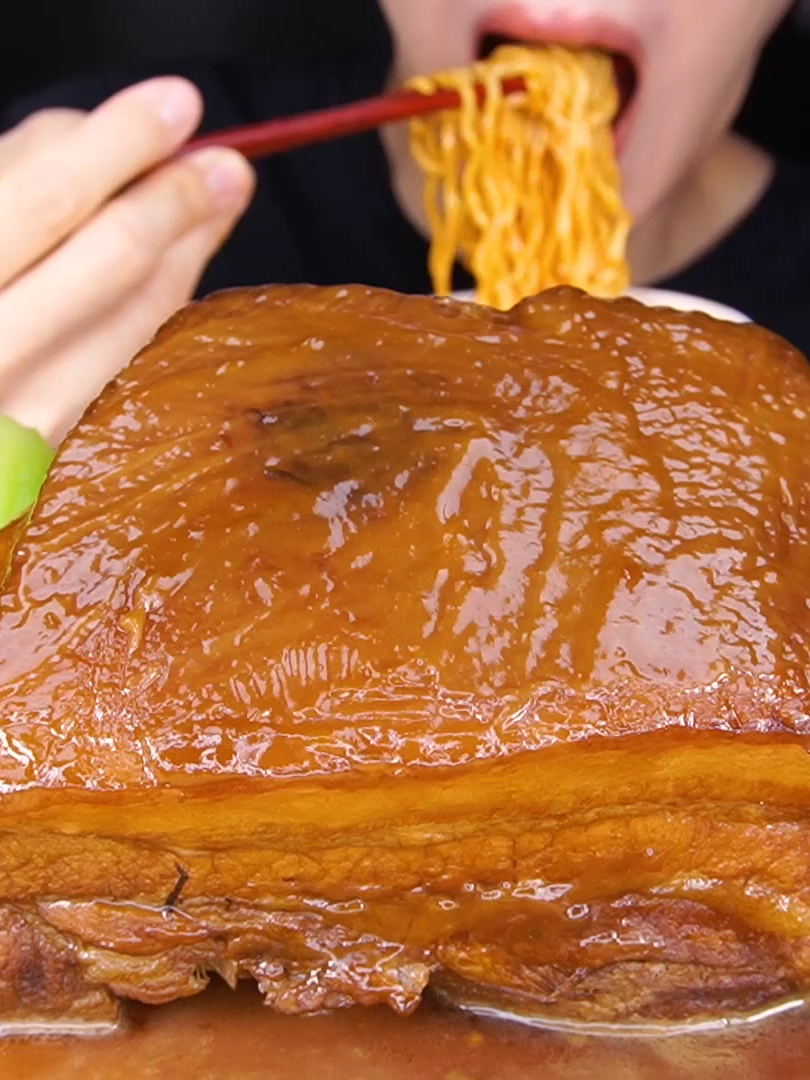 Full Video YouTube Jimmy ASMR, Jimmy Eats #eating #asmr #braised #porkbelly #firenoodles #cheeseballs #咀嚼音 #モッパン #サムギョプサル #チーズ #プルダックポックンミョン #perutbabi #หมูสามชั้น #thịtbachỉ