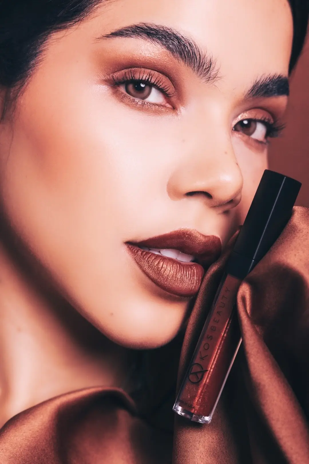 ✧˖°Matte lipstick & liquid eyeshadow ✧˖° Pre venta disponible  www.kosbeauty.mx