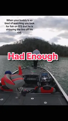 When your buddy is so tired of you looking for fish on FFS that he is stripping the line off of his rod! 😴🎣#AlwaysBeRecordimg #Outdoors #Fishing #BassFishing #Adventure #FFS @YOLOtek @Lurenet 