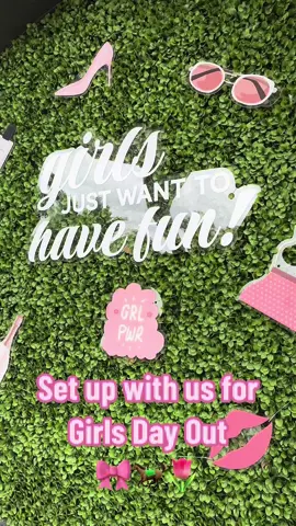 Come along with us as we set up for our Girls Day Out Raceday tomorrow 💖🥂 Will we see you there? 🐎 #fyp #BrisRacing #GirlsDayOut #Summer #girlsracing #brc #horse #brisbane #whatsoninbrisbane 