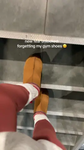 embarrasinggggggggg 🫠🫠  #newfearunlocked #gymhumor #relatable #comedy 