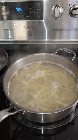 Pasta pomodoro made in my stainless steel pan. This is steel pan pasta.