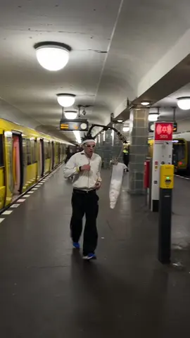 ich bin unterwegs zur party #fyp #viral #arkan #verliebt #berlin 