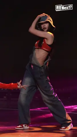 yunah money fancam #KPop #fancam #yunah #illit #money #lisa #moneylisa #runext 