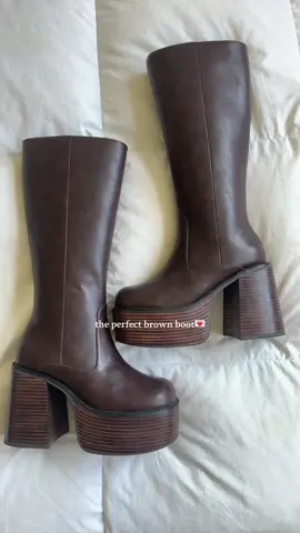 🤎  #brownboots #tallbootsoutfit #OOTD #fyp #outfit #haul #leapyear #dollskill #boots #shoes #goingoutfashion #dinnerootd 