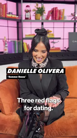 #DanielleOlivera shares her NYC dating red flags with us 🚩🚩🚩