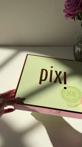 Im obsessed with the stamp 🥹 #pixibeauty #pixipartner #pixipr #prpackage 