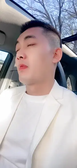 chúc một ngày cuối tuần vui vẻ