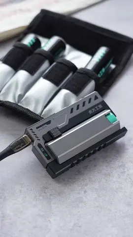 THE TACTICAL POWERBANK WITH DETACHABLE BATTERIES.#powerbank #powerbankcharger #bt20 #charger #innovation #battery #powerbank#fyp #foryou 