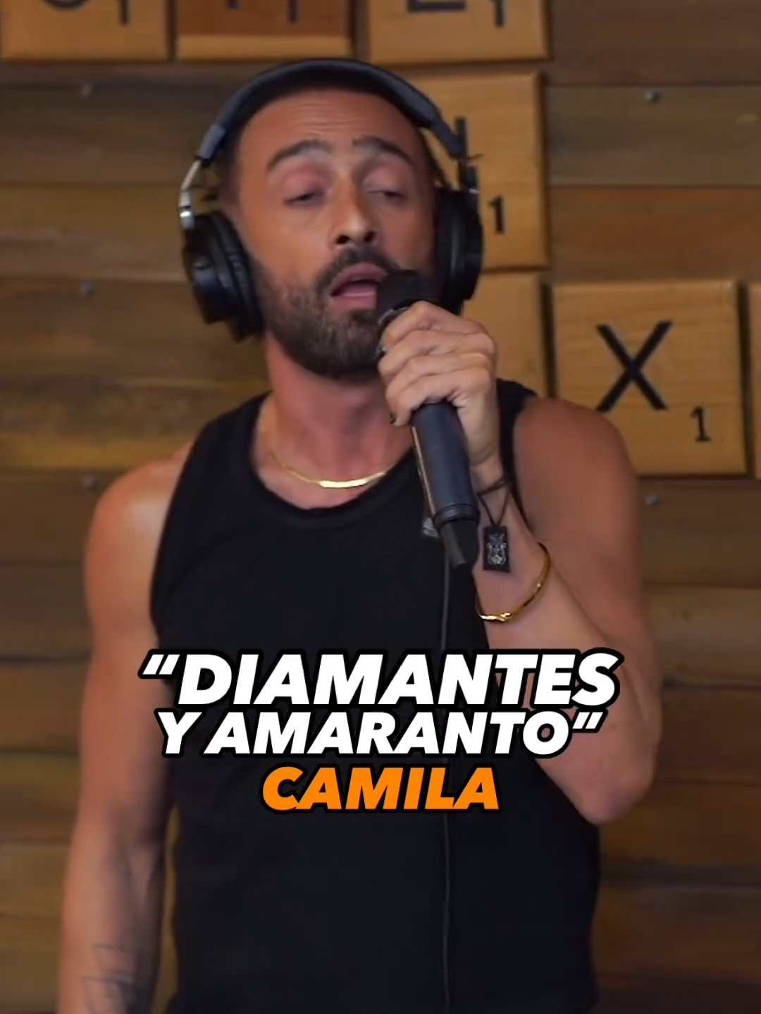 En exclusiva para #JessieEnExa, @camila_mx toca su nuevo sencillo, “Diamantes y Amaranto”. 🎶💎