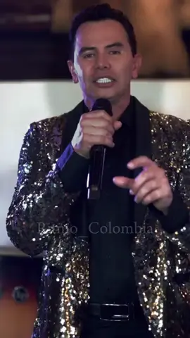 MUJERIEGO 🇨🇴🎤 @JhonnyRivera #mujeriego #colombia #suenaentiktok #jonnyrivera #viral #foryou 