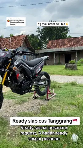 Membalas @Papuano ready siap pesanan juragan Tanggrang#supermoto #crf #motorcustom #crf150l #fyp #keren #supermotoherexstyle #fypp #bahanswmu #motortrail #supermotoindonesia #supermototiktok #supermotocantik 