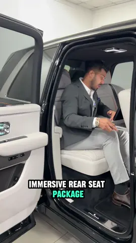 Check out this stunning Cullinan featuring the rare Immersive Rear Seat Configuration #RollsRoyce #AcklamCarCentre