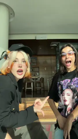 😭👯‍♀️💜🇨🇱🇦🇷 es muy secaaaa! 