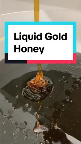 Our Yemeni Sidr Honey is a true treasure of the hive, harvested from a remote valley in the heart of Yemen by beekeepers that use age old traditonal beekeeping methods. #rawhoney #yemenisidrhoney #lote #superfood #honey 