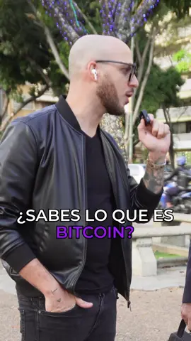 Preguntamos en la calle: ¿SABES QUE ES BITCOIN? 🧠🧠🚀🚀 (Link en mi bio) #bitcoin #cripto #blockchain 