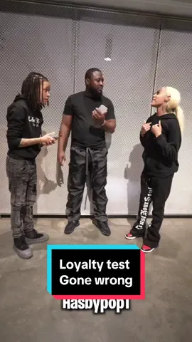 Couple Swit ch Phones Loyalty Test Went Wrong Prt2 🤯💔 #trending #viral #explore #reels #timessquare #viralreels 