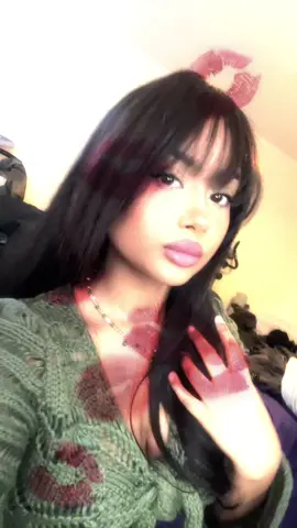 Guys i got fake bangs idk how i feel about it 😭