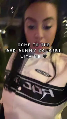 If you havent gotten bad bunny tickets yet, watch this. We went to Chase Center & had tickets on the 108 sections and he was highly favored on our side. He spent 75% on our side. He was in the middle for maybe 10-15 mins. & was on the other side for about 20 mins max. The stage rises so if you are on the floor, it’s not a good view on that side. Dont forget an unbrella like we did. LOL Hope this helps, have fun! #foryoupage #badbunny #sf #chasecenter #benito #concerts #bayarea