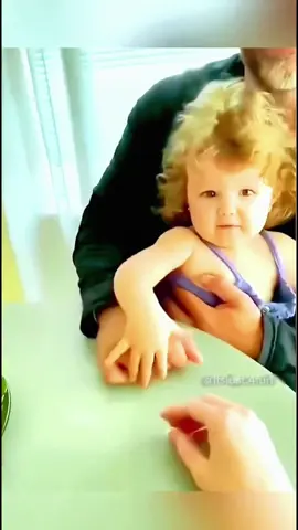 Look at the end…😂 Funny baby videos #baby #funnybaby #cutebaby #fyp 