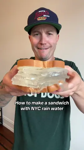 Making a sandwich with NYC rain water #yp 