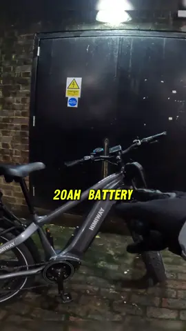 solid ebike setup for delivering  #uberdriver #work #delivery #deliveroo #ubereats #justeat #ebike 