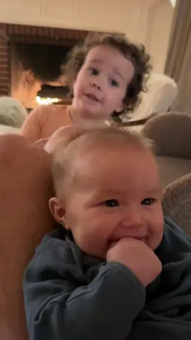 she cant pick just one best friend 🥹🥹