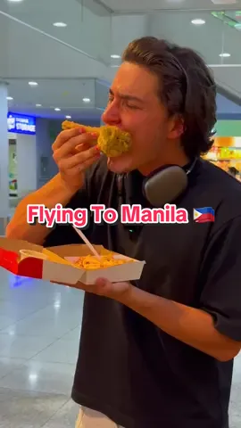 I’M BACK 🇵🇭 What Should I Eat Next? 😋 #philippines #manila #jollibee #filipino 