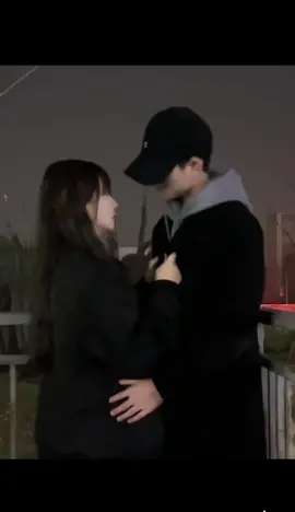 hugkiss #couple #couplekiss❤ #cute #xh #fyp #foryou 
