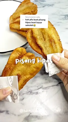 Membalas @xstlia maaf yaa beb baru bikin pisang kipas sekarang😭 baru nemu pisangnya soalnya huhuu btw pisang kipasnya enakk, cocok nih buat bazar sekolah😍 #fyp #pisangkipas #pisangkipascrispy #olahanpisang #idejualanmodalkecil #idejualansekolah #idejualanpisang #pisanggoreng #pisangcrispy 