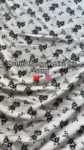 Prom song> #lanadelrey #lanadelreyvinyl #coquette #coquetteaesthetic #pinterestaesthetic #aesthetic #downtowngirl #vintage #btd #borntodie #outfit #outfitinspo #fyp #fypシ #foryoupage #trend 