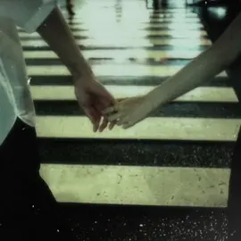 ¿guardamos este amor en una fotografía?... #amor #astethic #traduccion #letrasdecanciones🎧🎶 #lycris #subtitles #music #dedicar #musica #cancionesparadedicar #cancionesparadedicar 