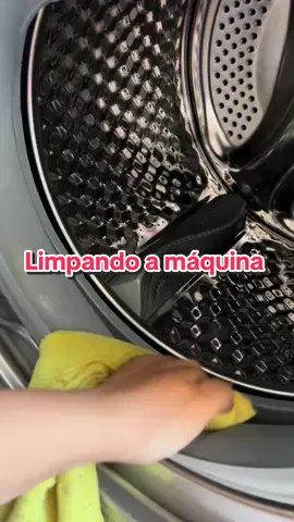 Limpeza da maquina #limpezamilagrosa #limpezasatisfatoria #maquinadelavar #limpezasatisfatória #cleaningtiktok #CleanTok 