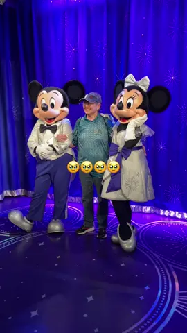 new core memory🥹🤍 #foryoupage #fyp #k18results #foryou #2024 #disney #disneyworld #disneyvacationplanner #disneyvacation #epcot #charactermeetandgreet #mexico #grandma #figment #mickey 