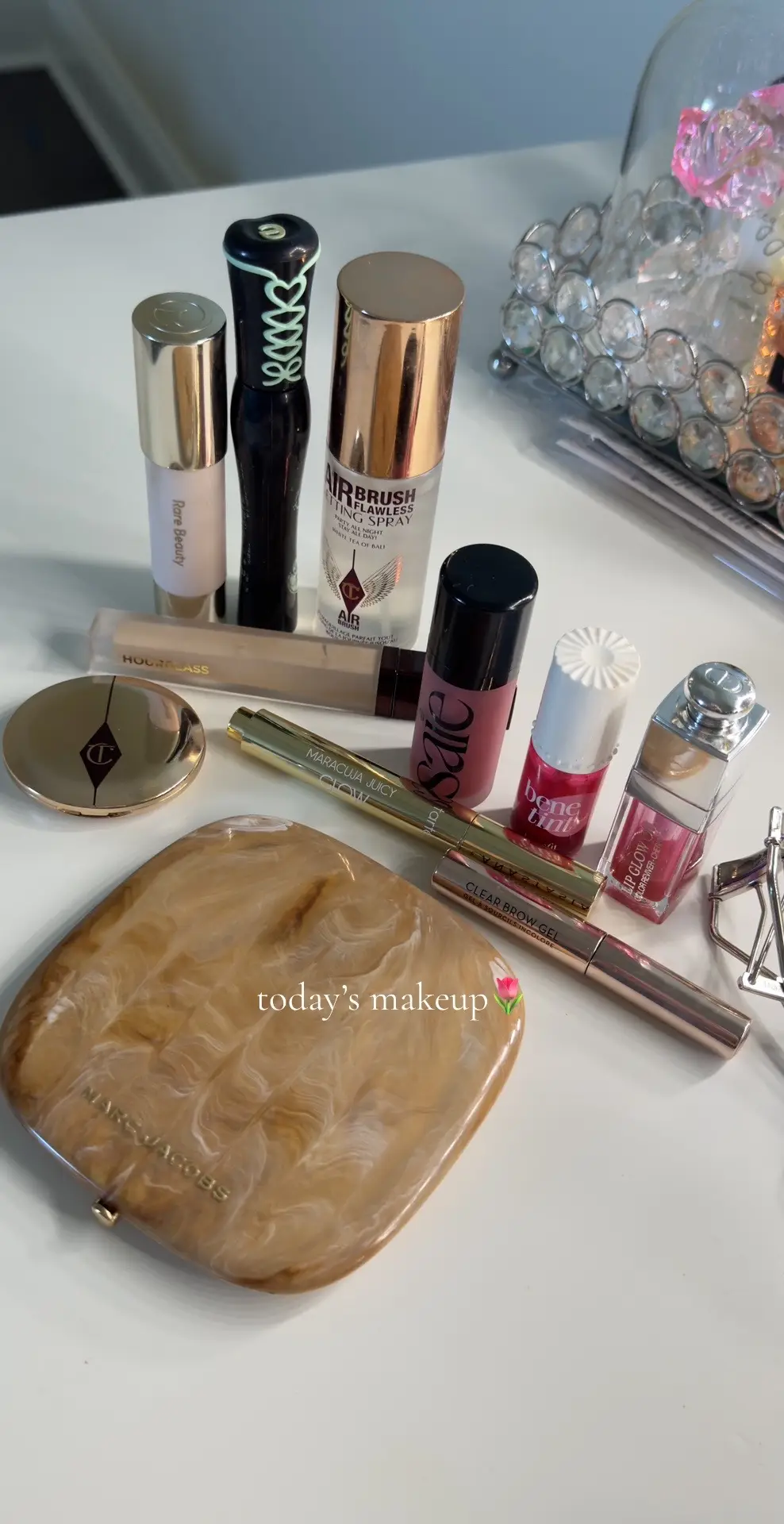 love these slow days before a long work week ahead💞 #spendthedaywithme #fyp #foryou #sunset #makeup #skincare #haircare @Saie @LaRochePosayUS @Redken @Kérastase @BondiBoost @Benefit Cosmetics @Charlotte Tilbury @Rare Beauty 