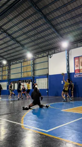 walang lalapag na bola!!!!