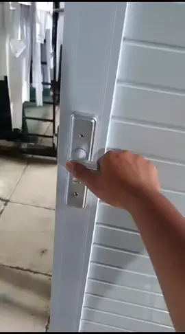 Pintu kamar mandi ukuran 70x200. Bahan  Aluminium