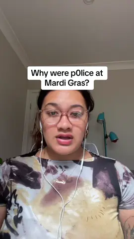 Sydney’s annual Mardi Gras pride march was surrounded by controversy this year over whether p0lice should attend. #nsw #australia #mardigras #Pride #mardigras2024 #sydney #queer #ausgov #auspol #todayilearned #LearnOnTikTok #arrest 