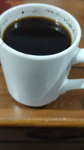 siang-siang nyantai sambil minum kopi gaesss...  alhamdulillah nikmatnya....  #bersyukur  #bahagia  #pencintakopi 