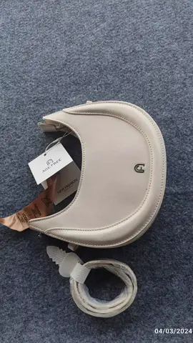 secantik ini 😍😍 #slipingbag #fypシ゚viral #fypシ #tasselempangwanita  #tiktokaffiliate #ramadhanextraseru 