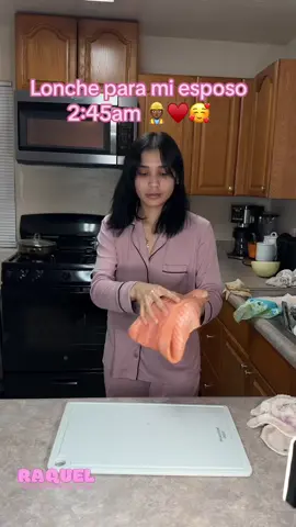 Feliz inicio de semana amigos y amigas 💖💖 los amo espero que empiecen con todas las ganas y les vaya bien a todos los amo ☺️#foryoupage #husbandwife #couple #longervideos #loveyou #boba #manifestation #lonche #homecooking #esposotoxico 