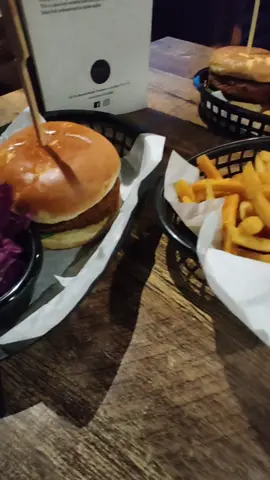 @Fy6 on Breck Road Poulton Le Fylde lovely bar, has a quiz night on a Thursday, really good fun, lovely atmosphere and the food was so good highly recommend #fy6 #poultonlefylde #placestoeat #bar #restaurant #burgers #foryou #foryoupage #fyp #fypfood #yum #outout #fun #food #foodtiktok #quiz 