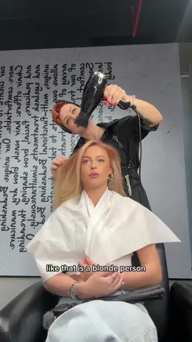 ad It's time for blonde meee👸🏼Thank you @schwarzkopfprofessional !!#blondera #BlondMe #Schwarzkopfproffessional