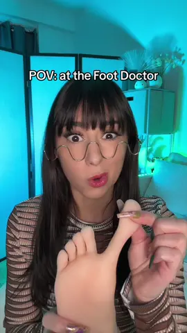 ASMR Foot Doctor cranial nerve exam #asmr #asmrdoctor #asmrdoctorroleplay #asmrfoot #asmrcranialnerveexam #asmrcranialnervexam #CapCut 