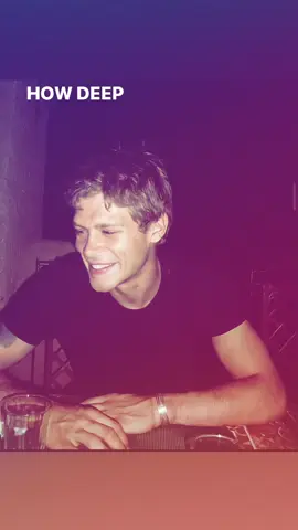 His hand , his smile , his hair OMG #thevampirediaries #tvdu #klausmikaelson #josephmorgan #fy 