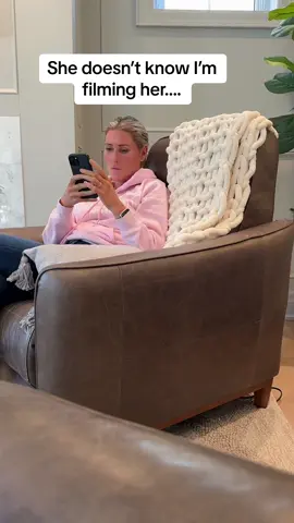 The calmness in her voice 😂😂. Byw that is the dog breathing that heavily. 
