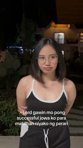 bat kaba nagagalit @Katrina ✨ gusto ko lang naman ng perari