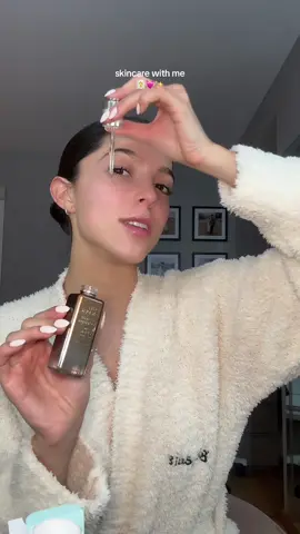 Skincare night with me💓🧖‍♀️😮‍💨  @esteelauder #WakeUpReady #GURWM