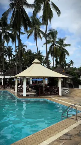 Mombasa Raha Malin Wanagsan #kenyabaybeachhotel #mombasa #mombasatiktokers #kenya #kenyantiktok #cawaalekoronto #travel #fyp 