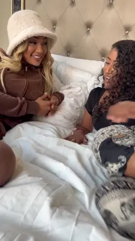 When Sarah tells her cousin Helen she made a mistake with Wayne! #Kountrywayne #foryou #viraltiktok #kountrywayneskits #kountrywaynecomedy #kountrywaynelive 